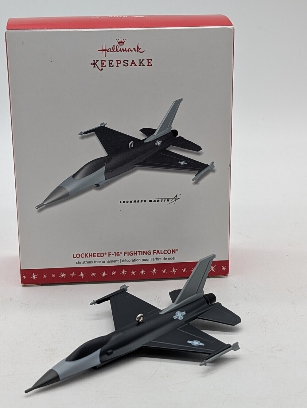 2016 Hallmark Keepsake Lockheed F-16 Fighting Falcon Ornament - Die-Cast